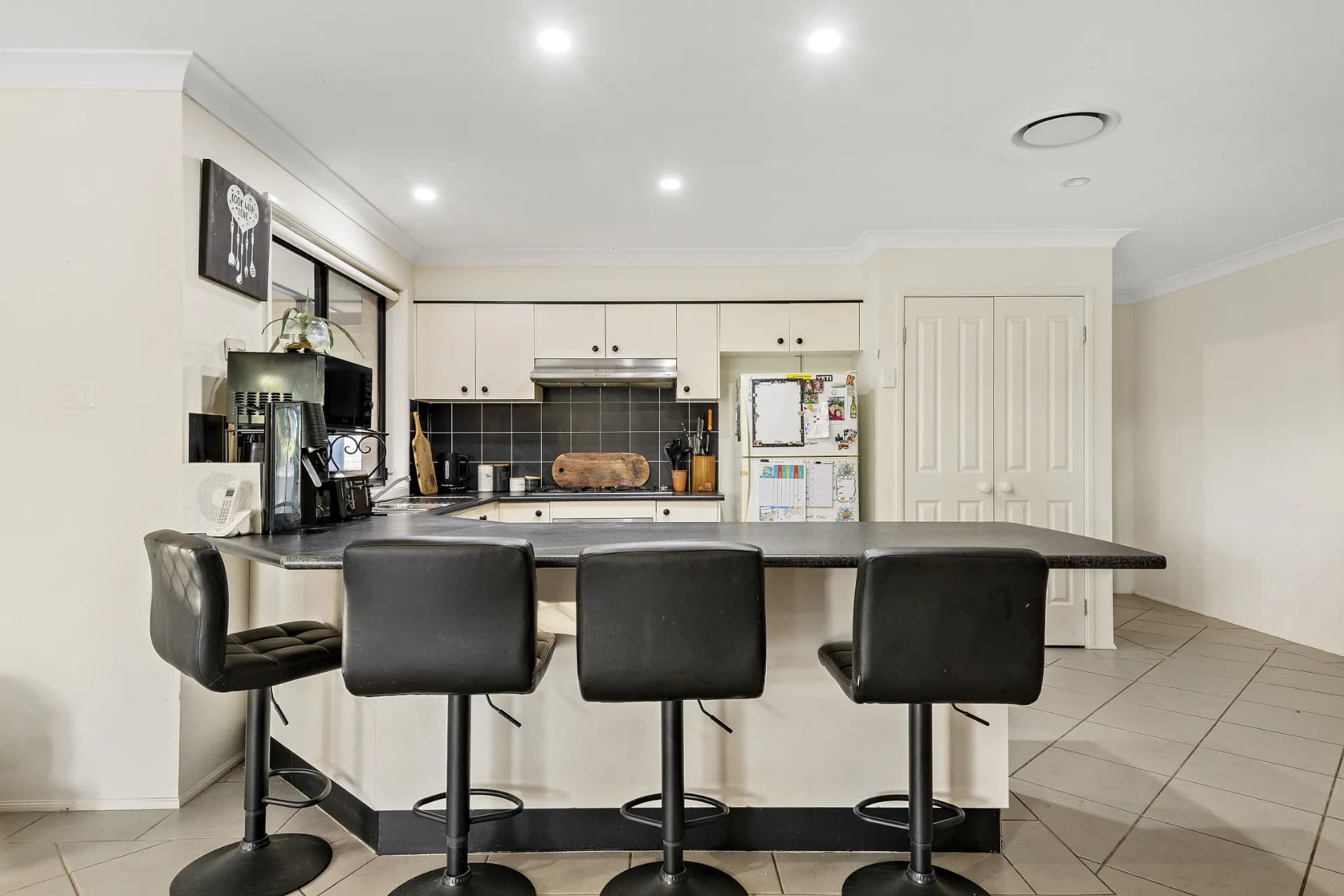19 Hunter Street, Ellalong, NSW, Ellalong - Thumbnail 5