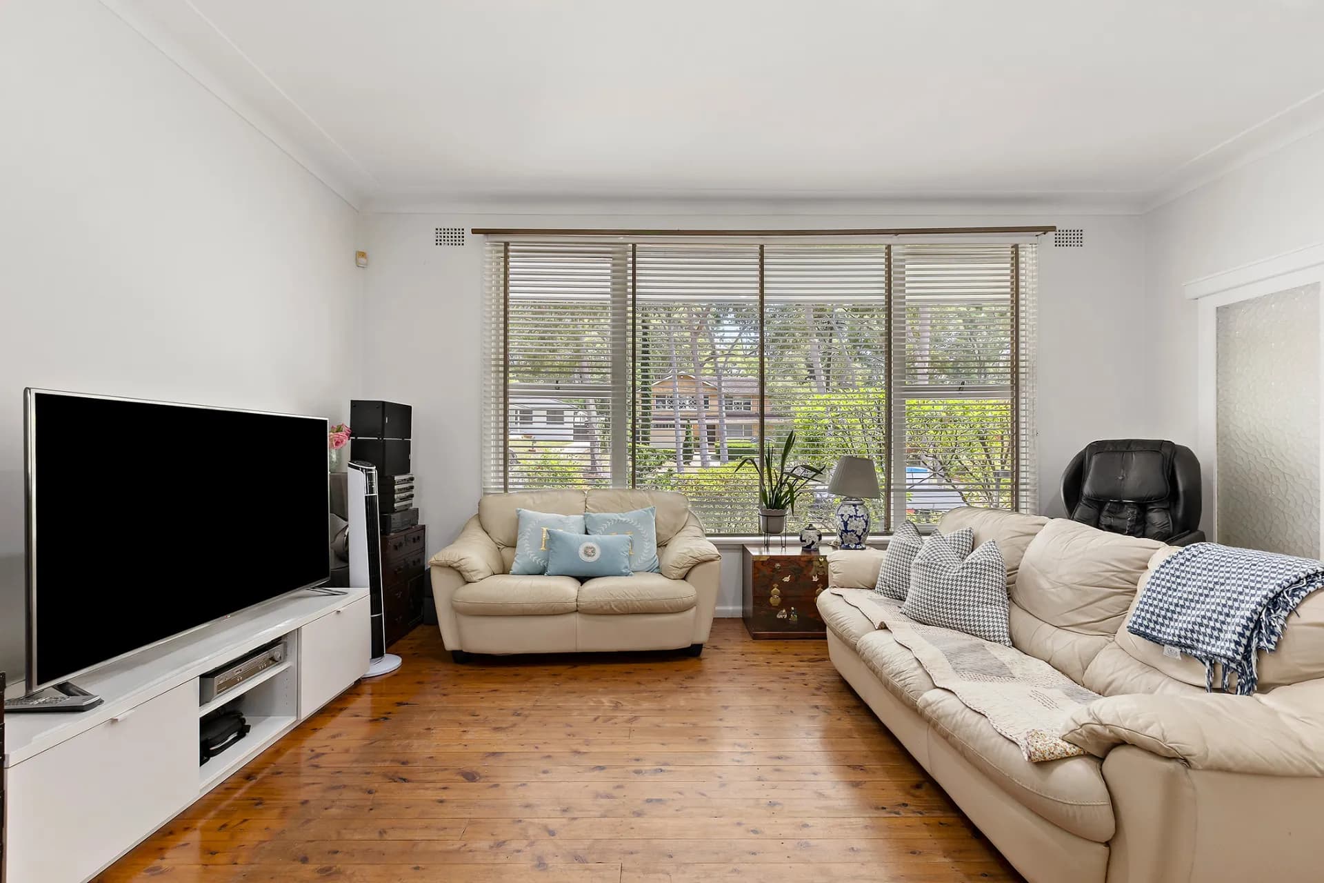 156 Bettington Road, Carlingford - Thumbnail 2