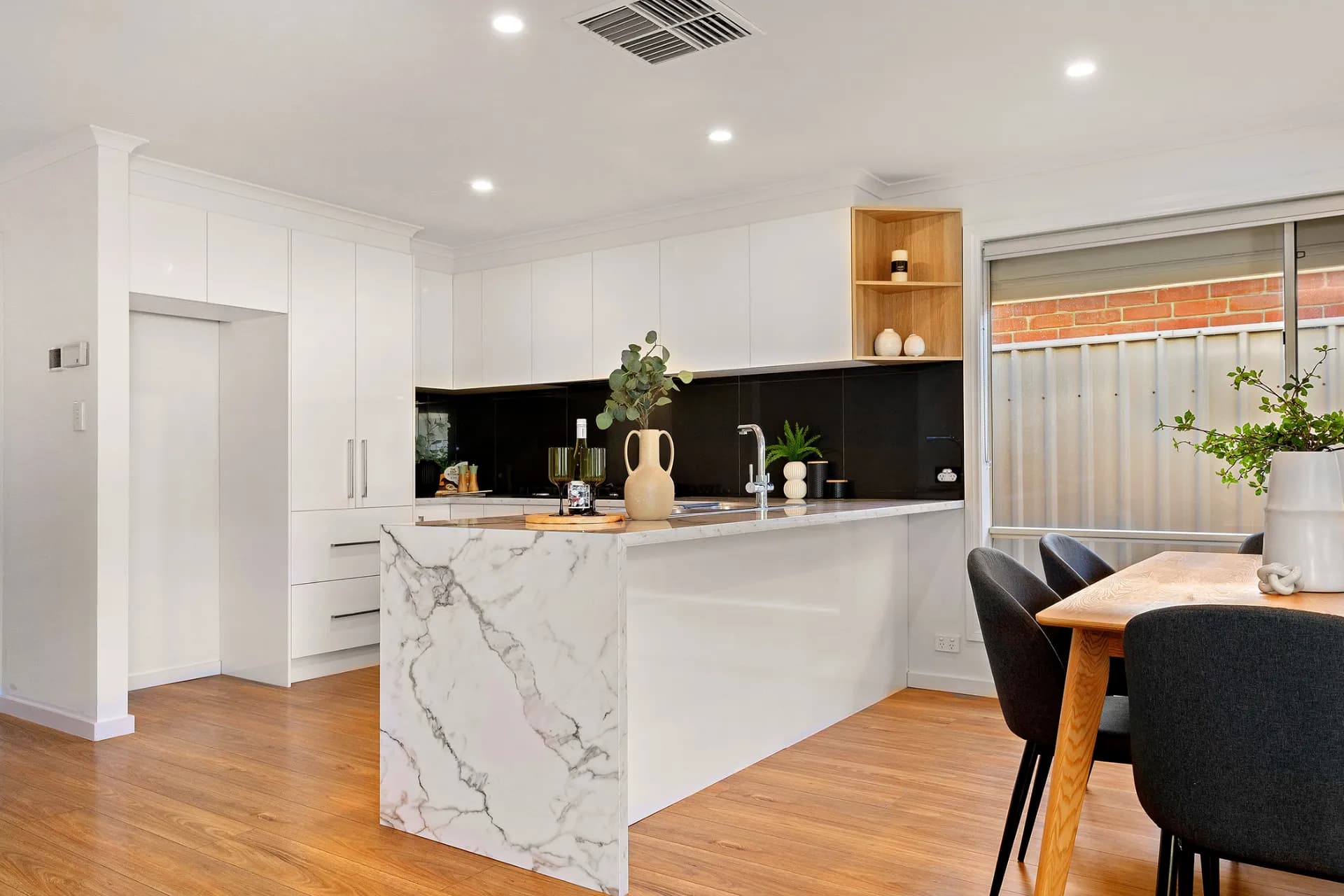 14 Noble Terrace, Allenby Gardens., Allenby Gardens - Thumbnail 5