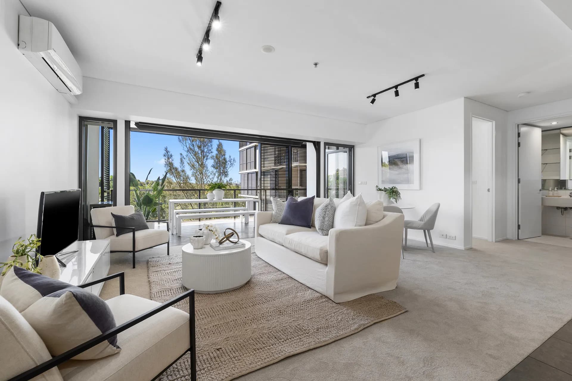 503/7 Sterling Circuit, Camperdown., Camperdown - Image 1