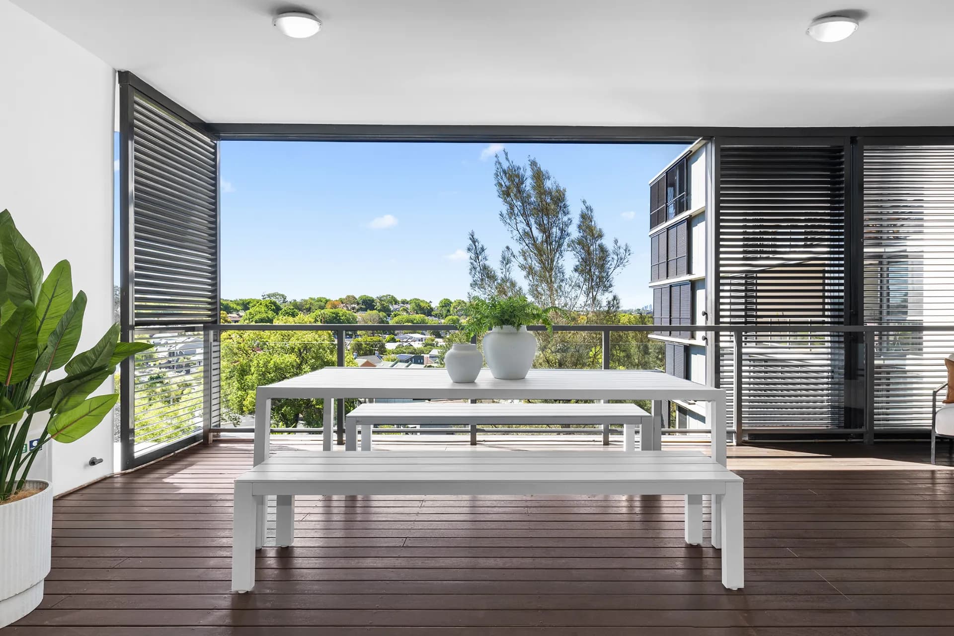 503/7 Sterling Circuit, Camperdown., Camperdown - Thumbnail 2
