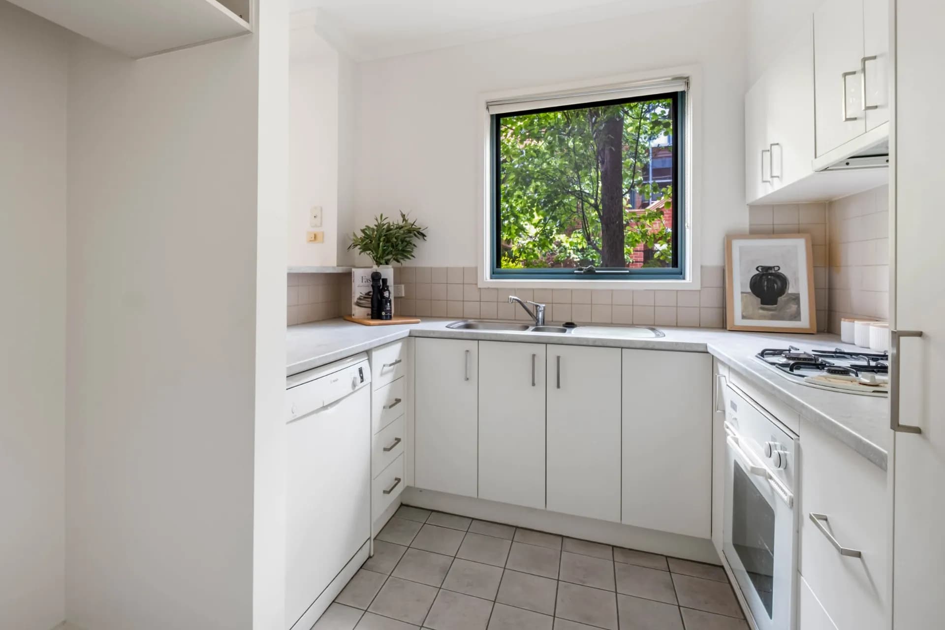 19/158-160 Wattletree  Road, Malvern., Malvern - Thumbnail 7