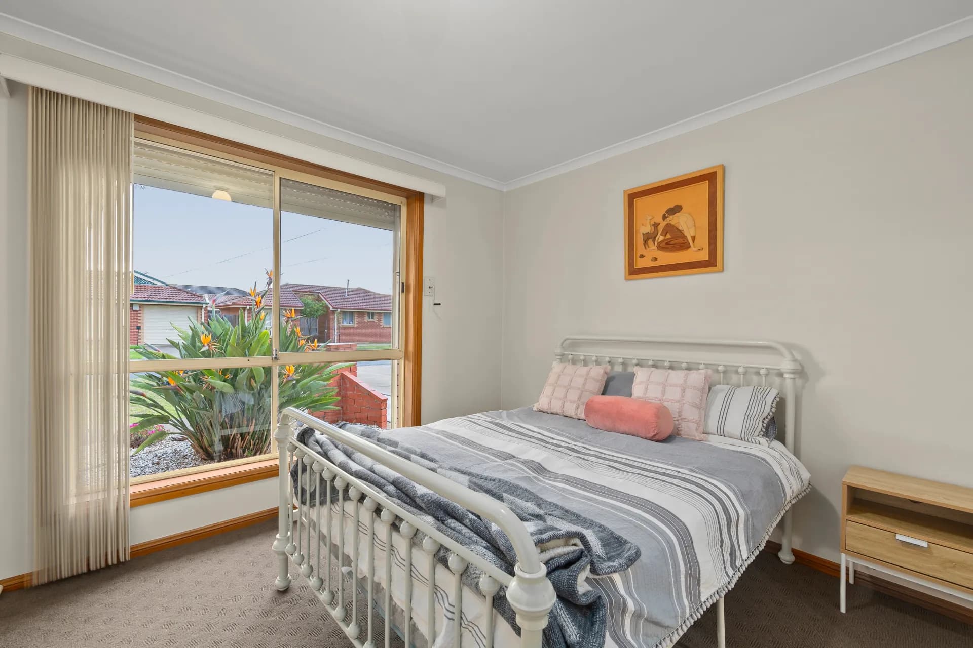 83 Myers  Parade, Altona Meadows., Altona Meadows - Thumbnail 2