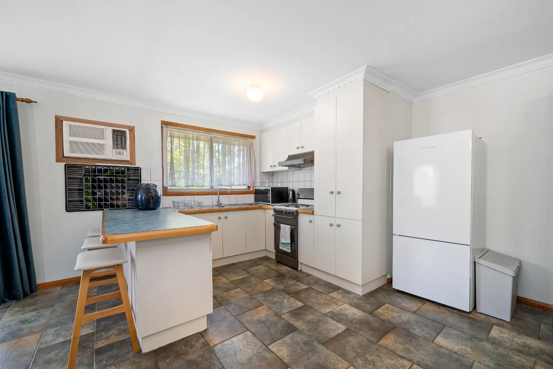 29 Brian Street, Safety Beach - Thumbnail 3