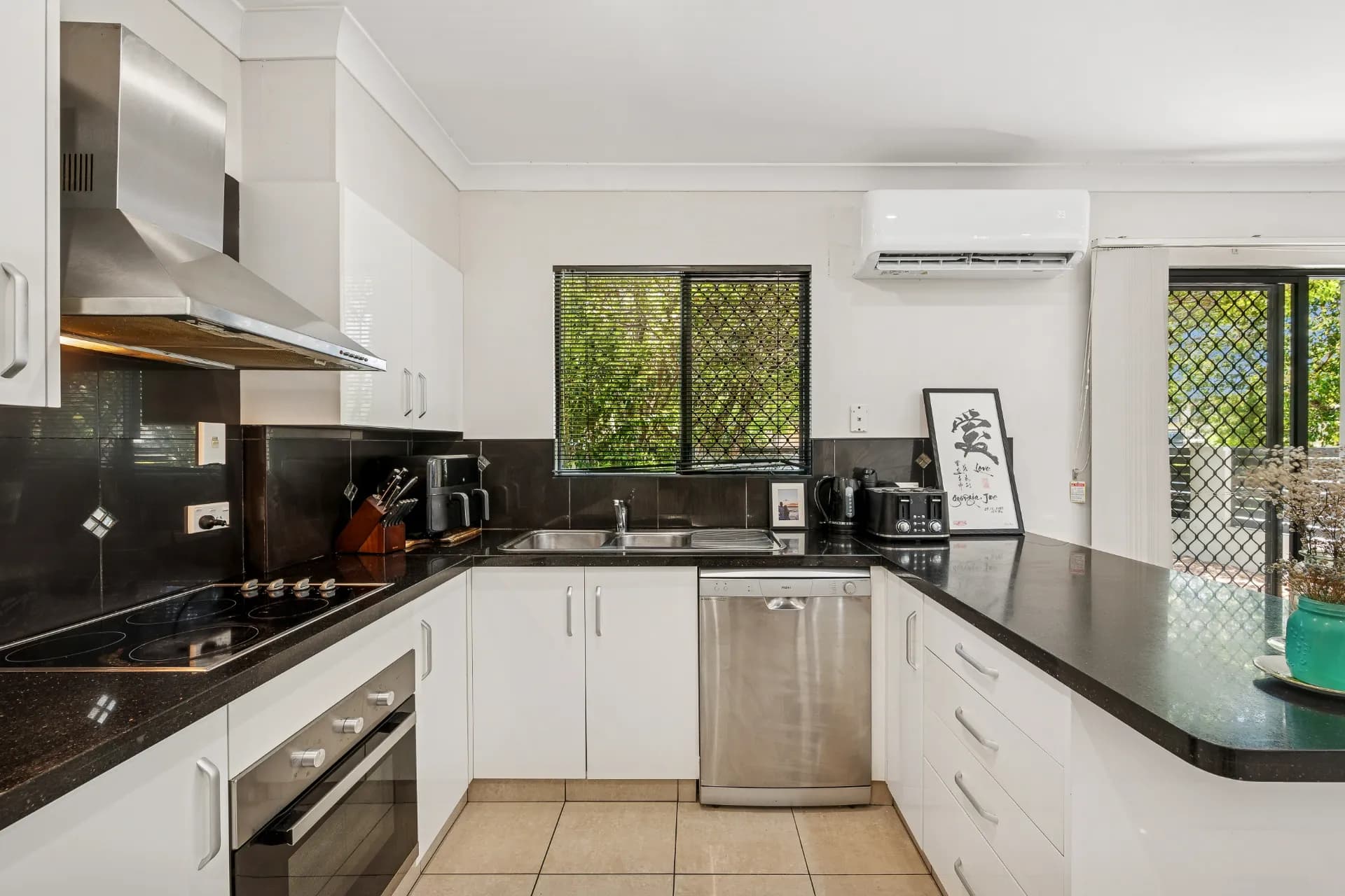 1/48 Alva Terrace, Gordon Park., Gordon Park - Thumbnail 5