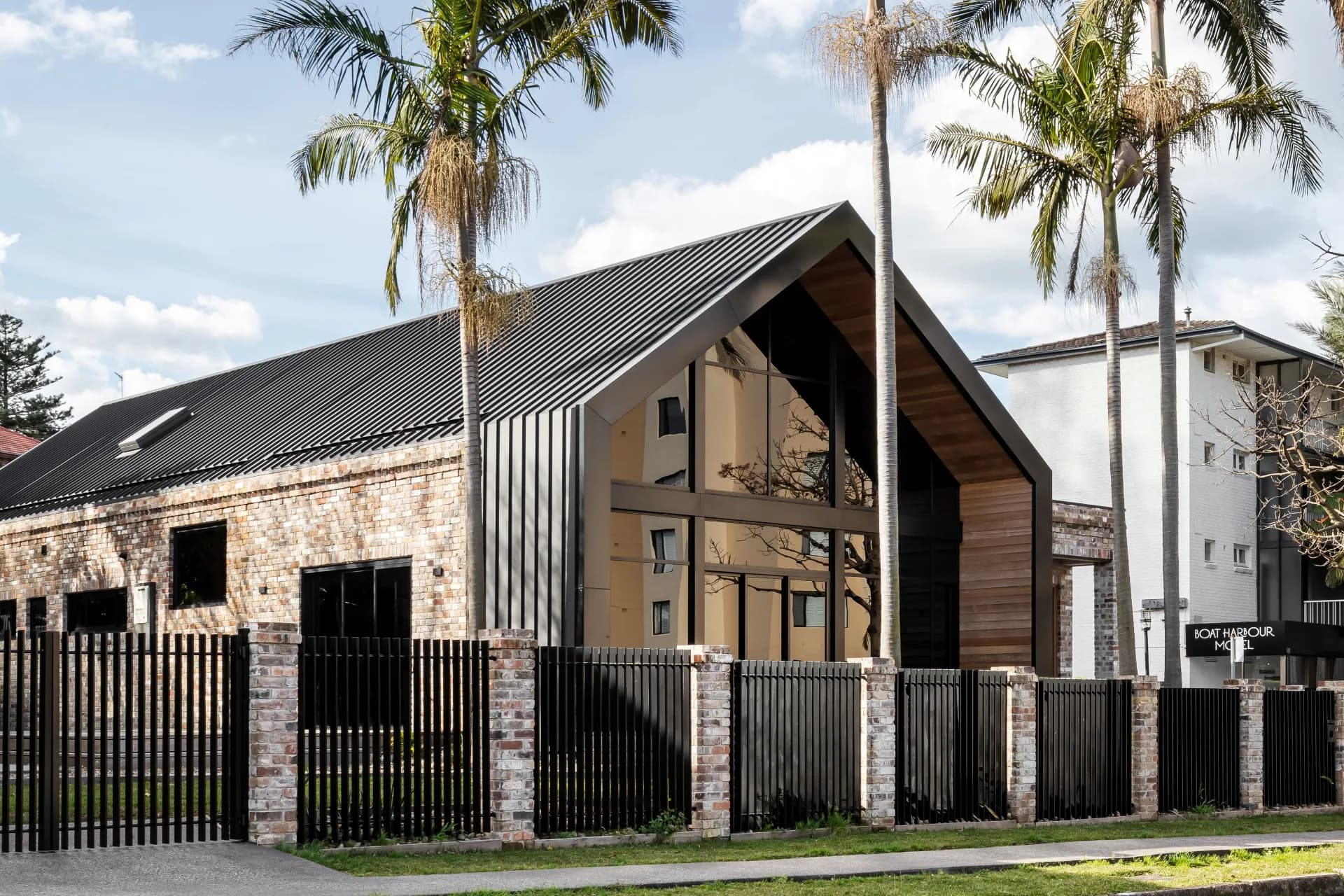 2 Campbell Street, Wollongong - Thumbnail 2