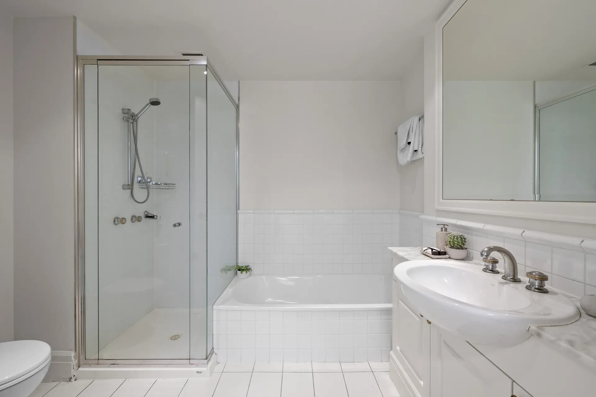 39T/15 Copelen Street, South Yarra., South Yarra - Thumbnail 6