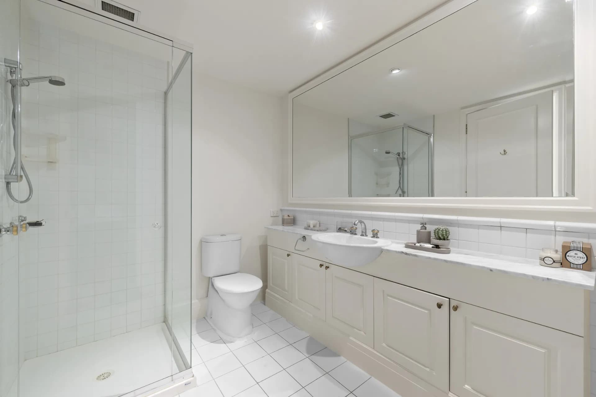39T/15 Copelen Street, South Yarra., South Yarra - Thumbnail 8
