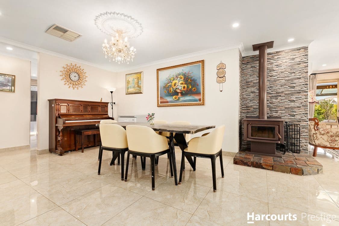 14 Goodwood Way, CANNING VALE, WA 6155, Canning Vale - Thumbnail 3