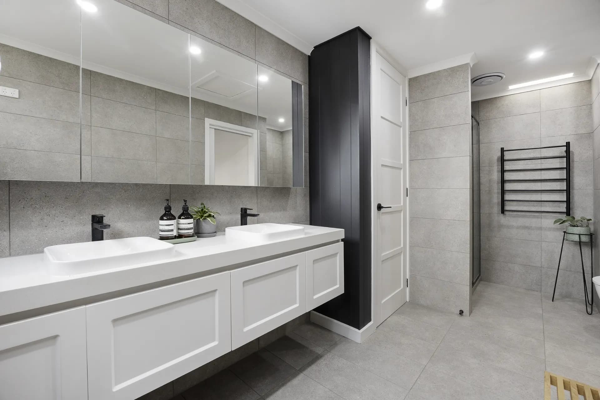 24 Atkinson Close, Windsor, VIC, Windsor - Thumbnail 8