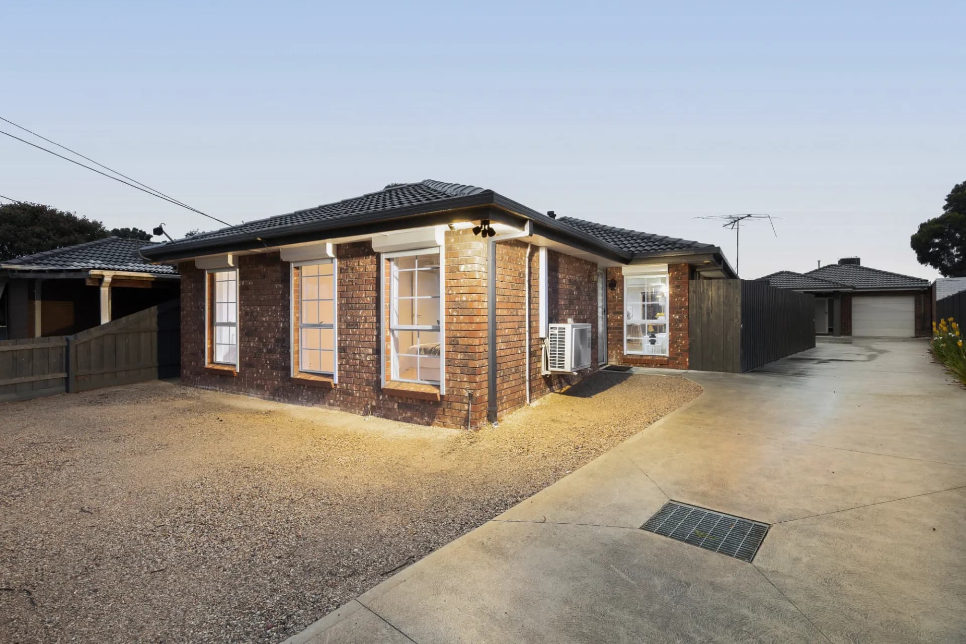 1/32 Tamarind Crescent, Werribee., Werribee - Image 1