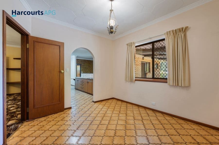2 Robb Street, COLLIE, WA 6225, Collie - Thumbnail 6