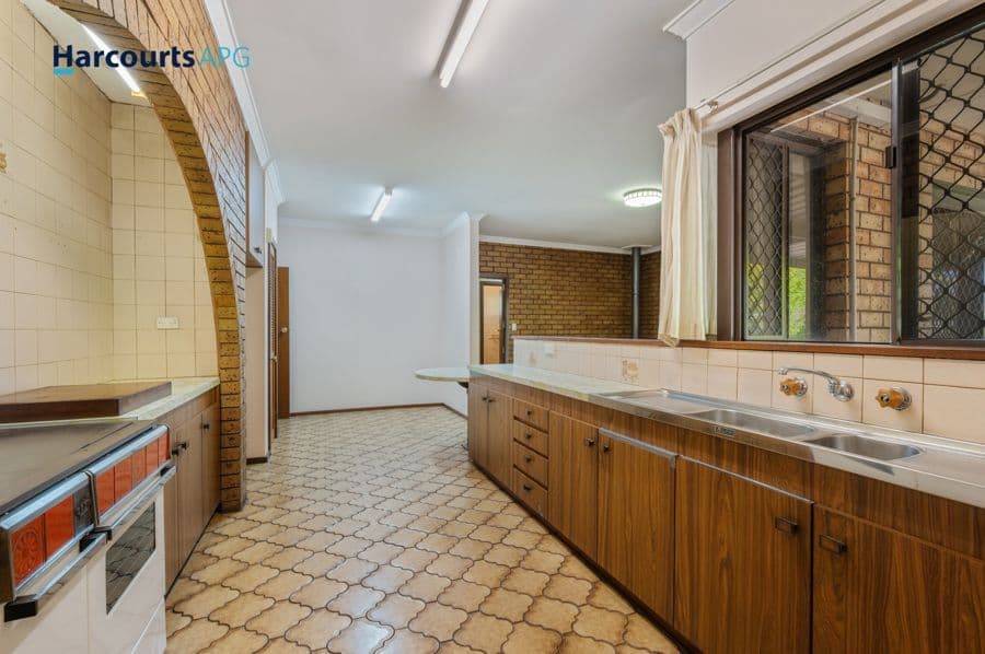 2 Robb Street, COLLIE, WA 6225, Collie - Thumbnail 7