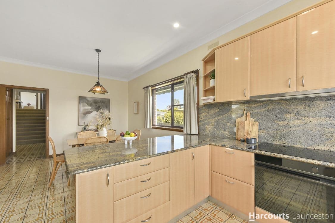 46 Rossmoyne Street, NORWOOD, TAS 7250, Norwood - Thumbnail 8