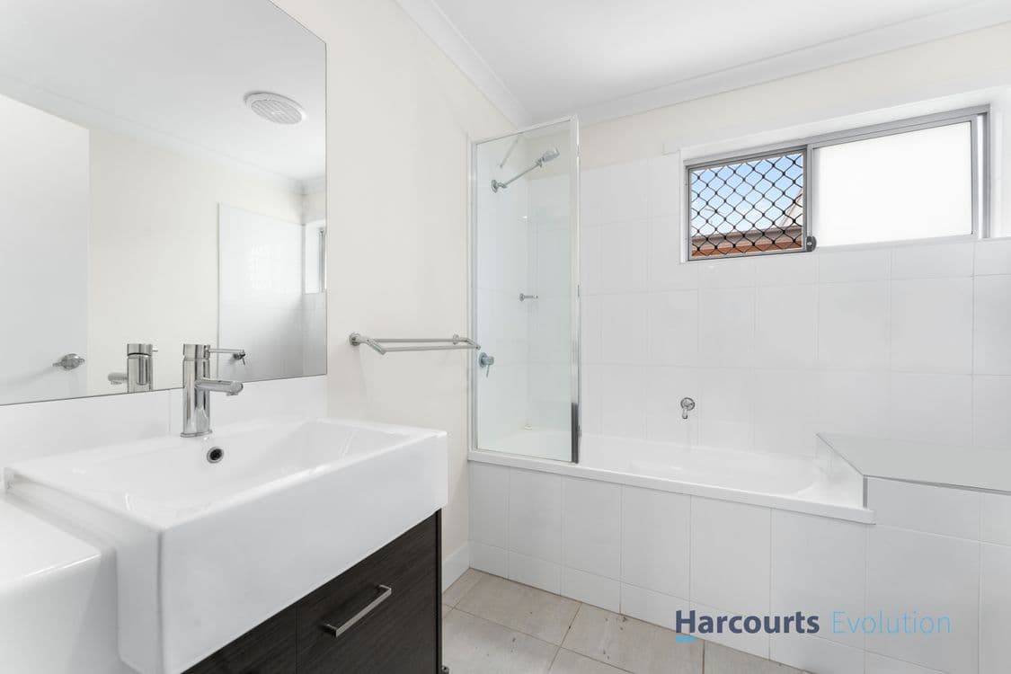 4 Greenhill Street, REDBANK PLAINS, QLD 4301, Redbank Plains - Thumbnail 8