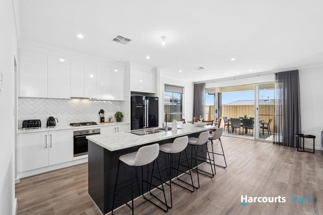 25 Hepenstal Road, ONKAPARINGA HEIGHTS, SA 5163, Hackham - Thumbnail 4