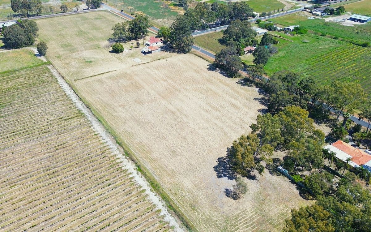 178 Lefroy Avenue, HERNE HILL, WA 6056, Herne Hill - Thumbnail 4