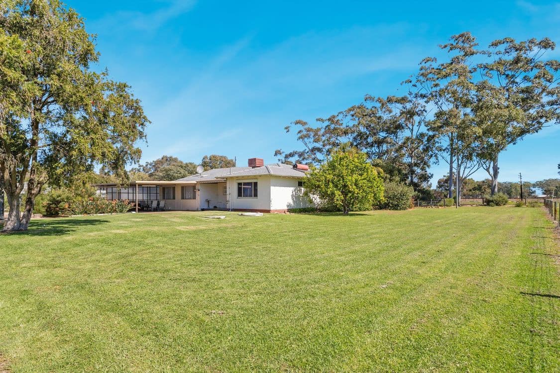 448 Railway Parade, MILLENDON, WA 6056, Millendon - Thumbnail 7
