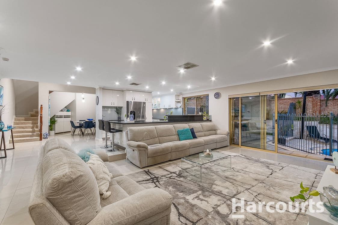 11 Landor Gardens, WOODVALE, WA 6026, Woodvale - Thumbnail 5