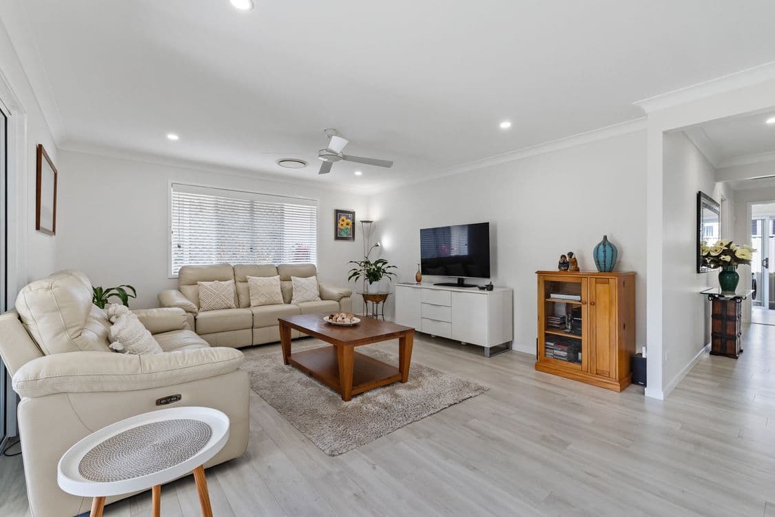 27 Babiana Street, ALEXANDRA HILLS, QLD 4161, Alexandra Hills - Thumbnail 4