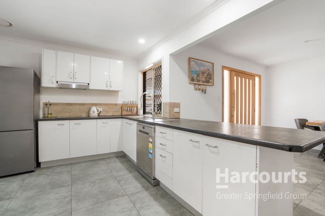 4 Batman Drive, REDBANK PLAINS, QLD 4301, Redbank Plains - Thumbnail 4