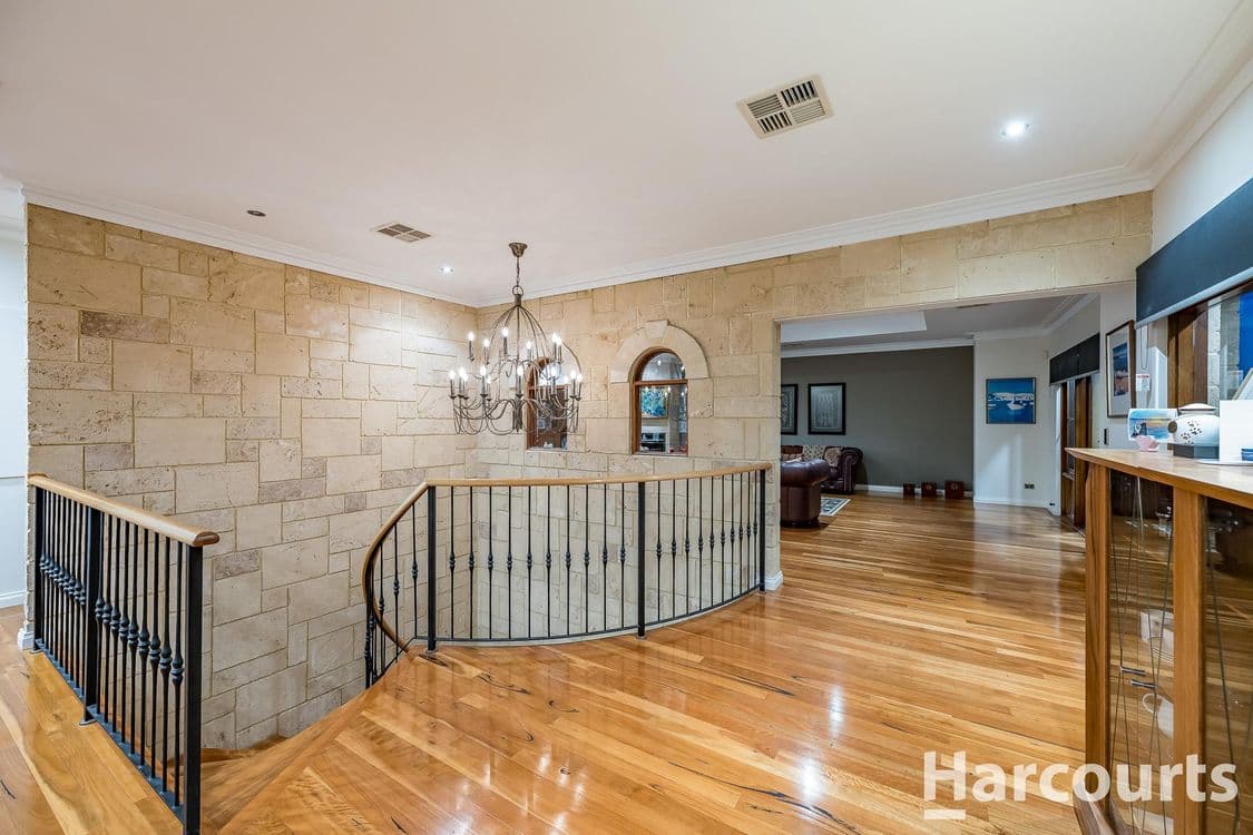 27 Romano Crescent, ILUKA, WA 6028, Iluka - Thumbnail 3