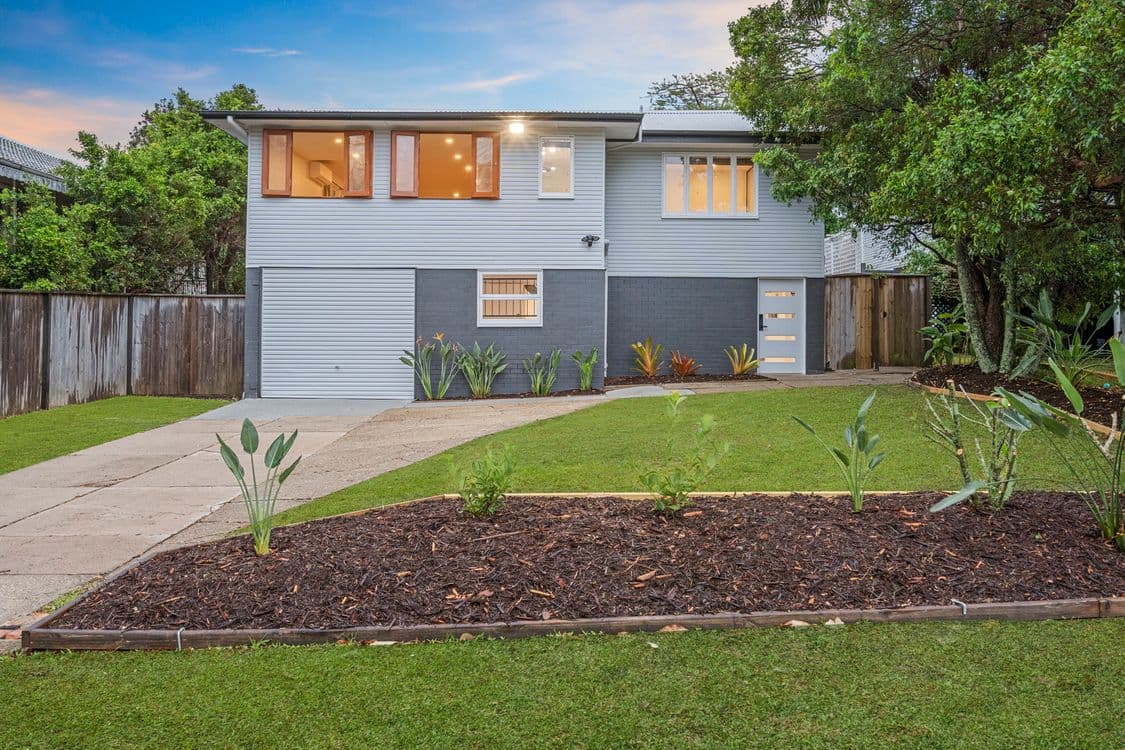 61 Greta Street, MANLY WEST, QLD 4179, Manly West - Thumbnail 2