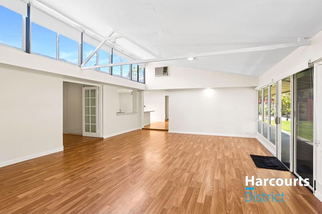 111 Robert Street, HENLEY BROOK, WA 6055, Henley Brook - Thumbnail 7