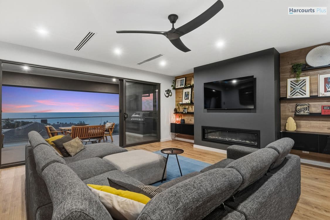 34 Sandpiper Terrace, HALLETT COVE, SA 5158, Hallett Cove - Thumbnail 2