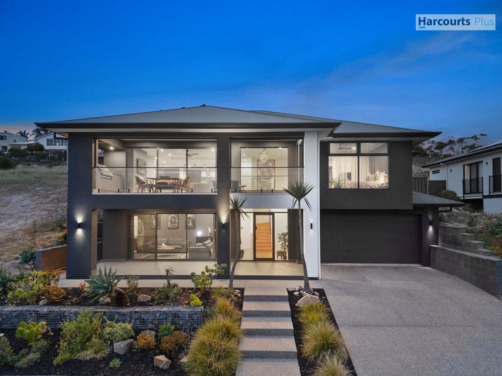 34 Sandpiper Terrace, HALLETT COVE, SA 5158, Hallett Cove - Thumbnail 3