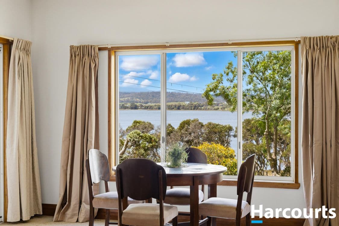 13 Beach Road, GRAVELLY BEACH, TAS 7276, Gravelly Beach - Thumbnail 2