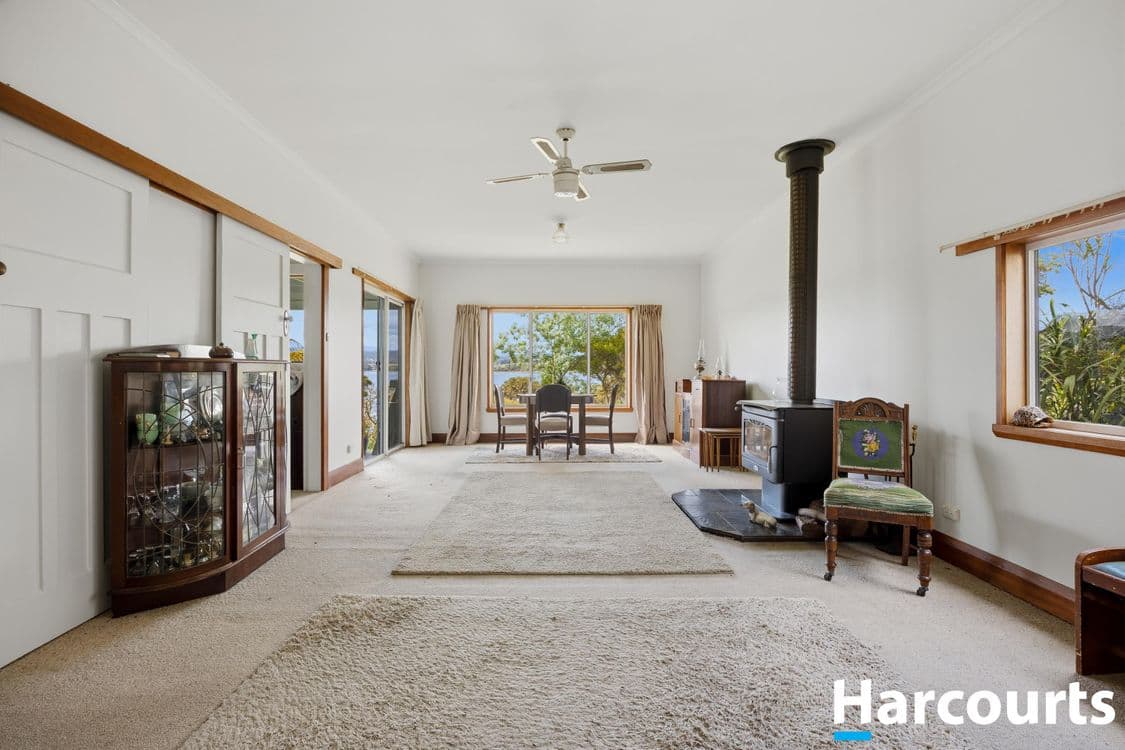 13 Beach Road, GRAVELLY BEACH, TAS 7276, Gravelly Beach - Thumbnail 3