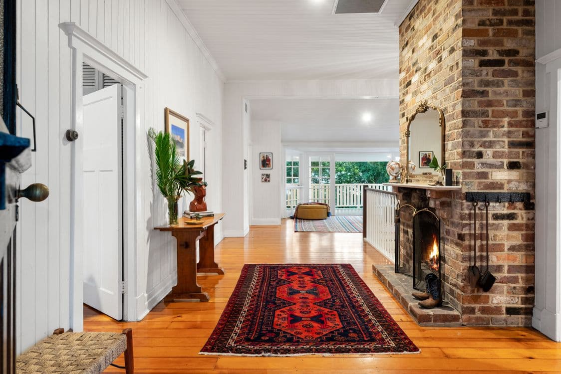 95 Simpsons Road, BARDON, QLD 4065, Bardon - Thumbnail 6