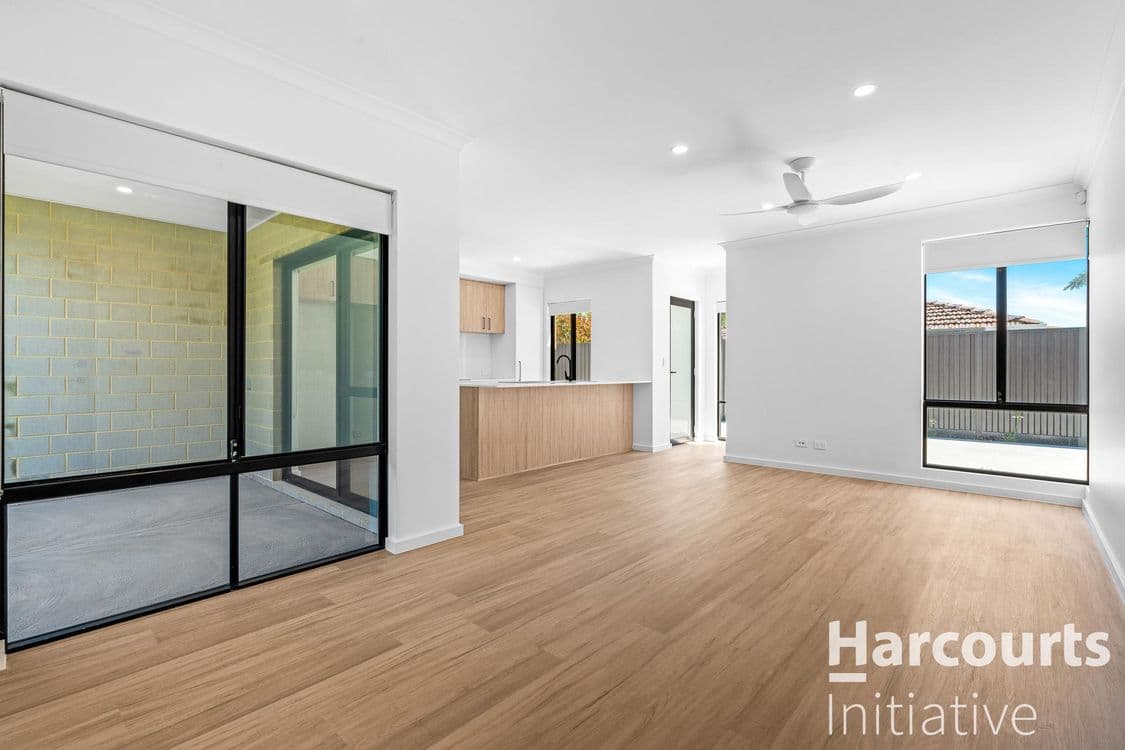 34b Keeley Way, GIRRAWHEEN, WA 6064, Girrawheen - Thumbnail 2