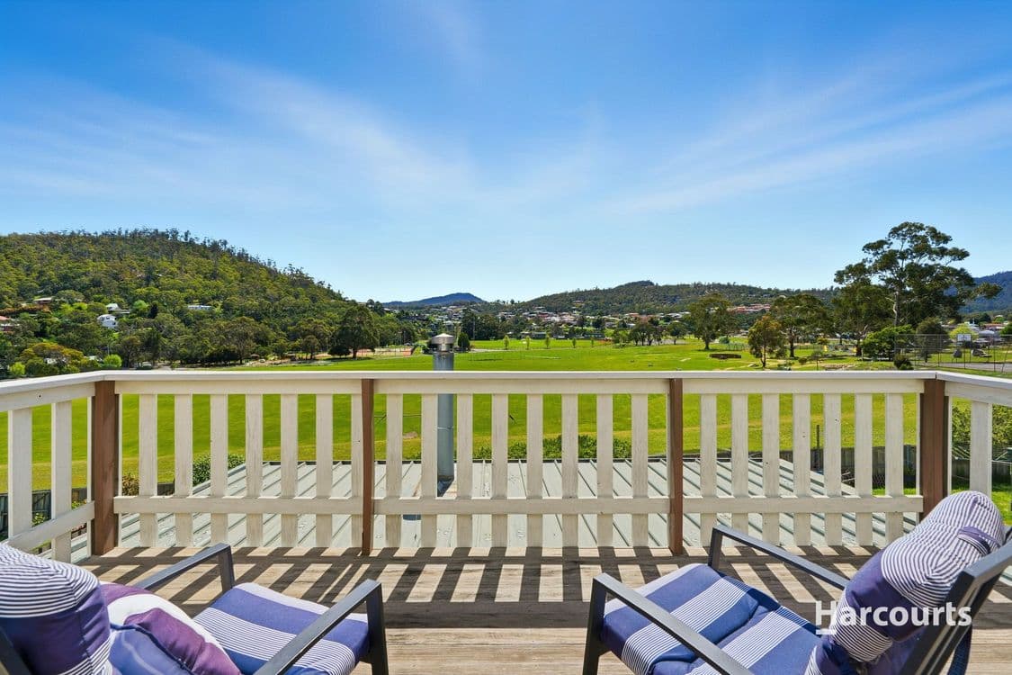 30 Sunhaven Avenue, GEILSTON BAY, TAS 7015, Geilston Bay - Thumbnail 2
