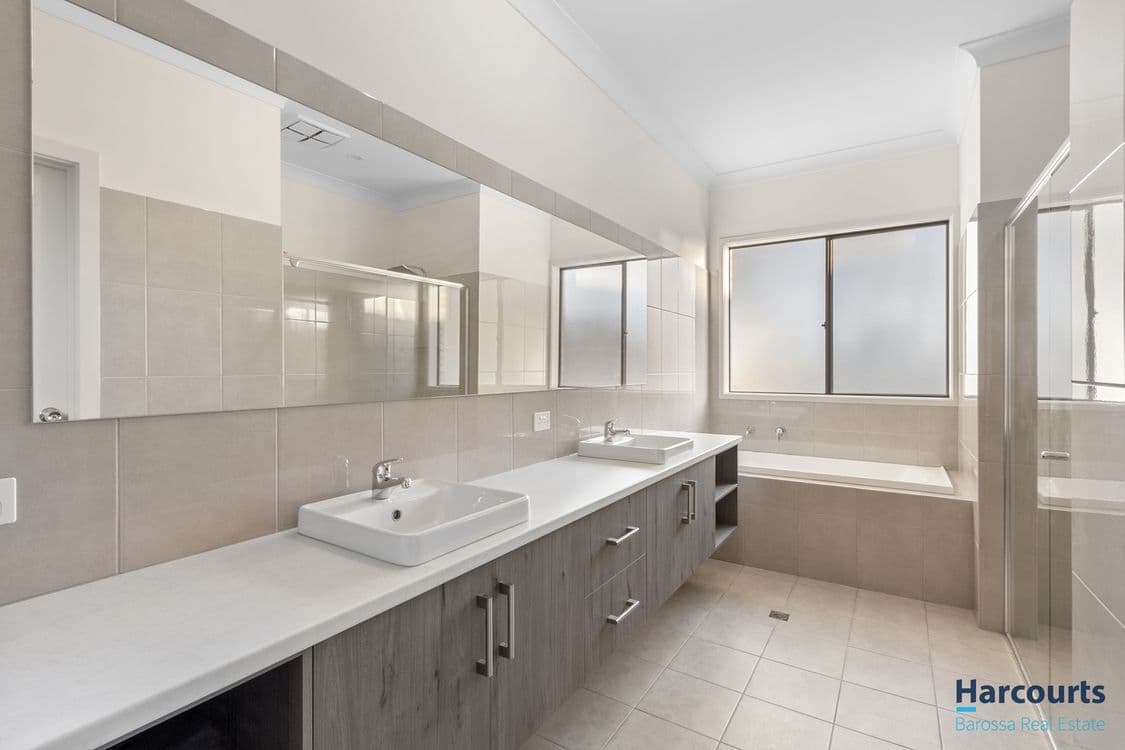 18 Angle Vale Road, ANGLE VALE, SA 5117, Angle Vale - Thumbnail 7