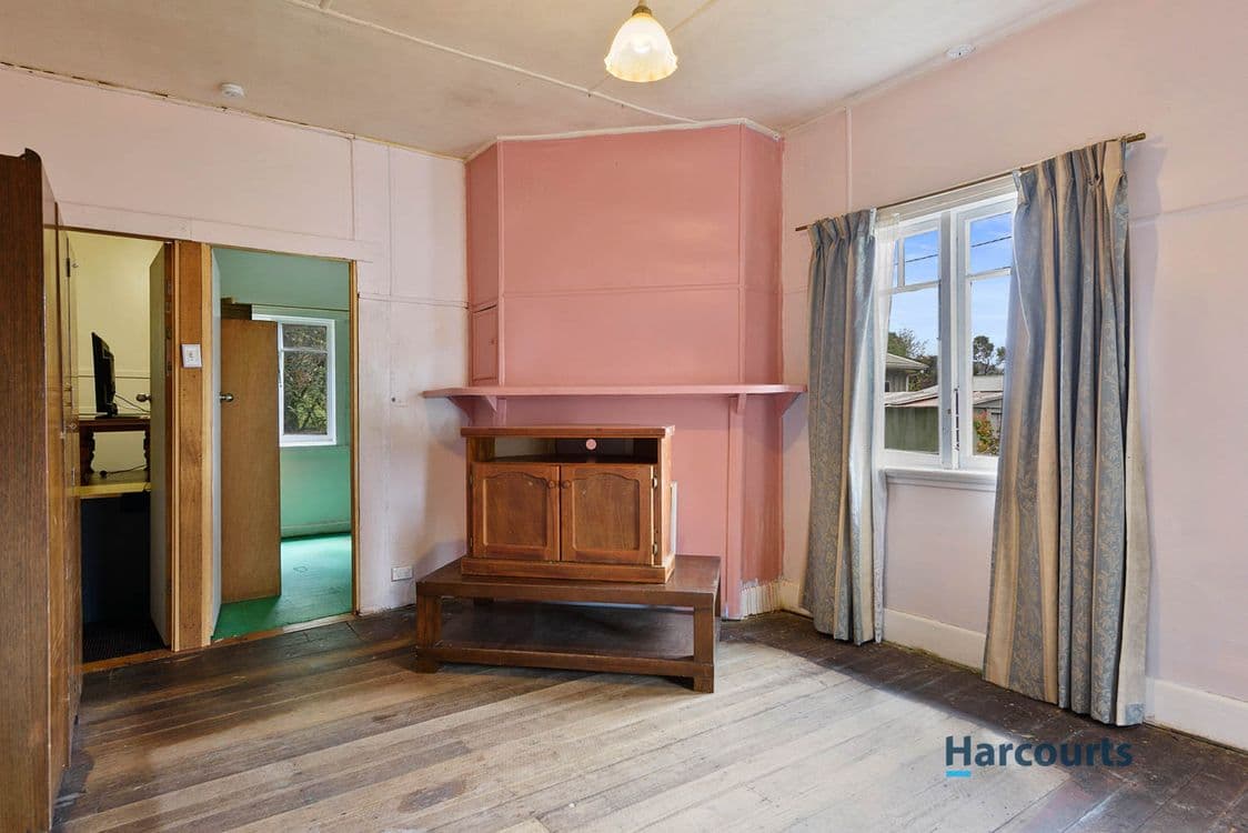 11 Fowler Street, QUEENSTOWN, TAS 7467, Queenstown - Thumbnail 5