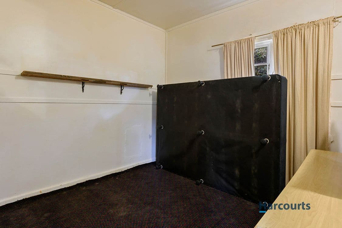11 Fowler Street, QUEENSTOWN, TAS 7467, Queenstown - Thumbnail 6