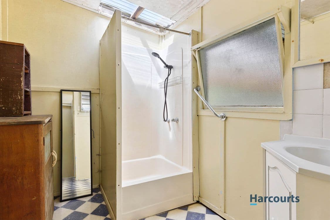 11 Fowler Street, QUEENSTOWN, TAS 7467, Queenstown - Thumbnail 7