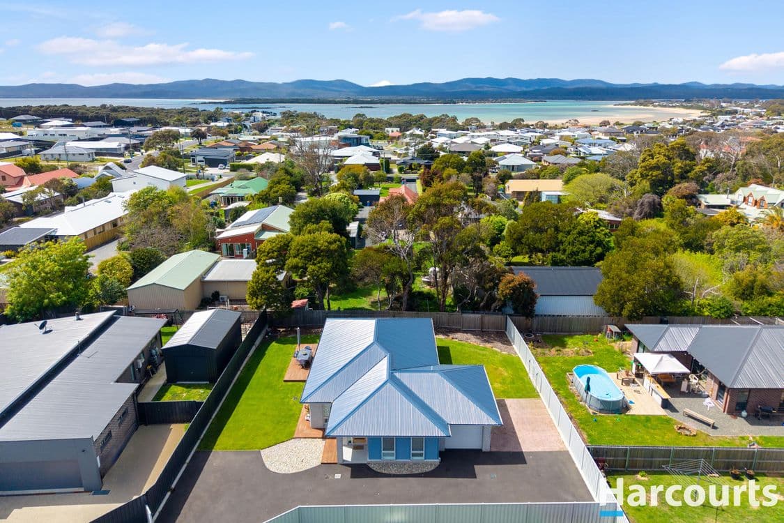 10 Lockwood Street, SHEARWATER, TAS 7307, Shearwater - Thumbnail 2