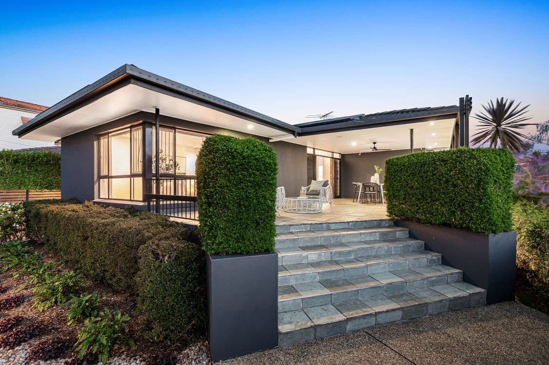 33 Rees Avenue, COORPAROO, QLD 4151, Coorparoo - Thumbnail 2