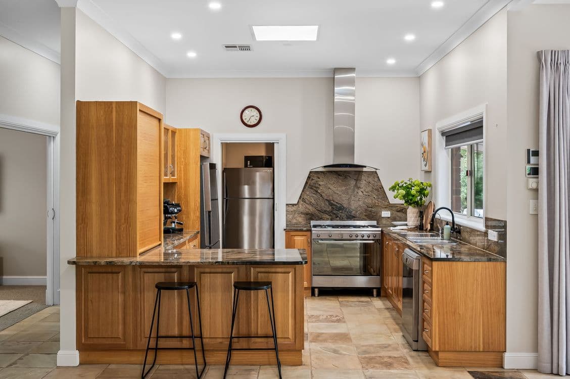 16 Ayers Hill Road, STIRLING, SA 5152, Stirling - Thumbnail 4