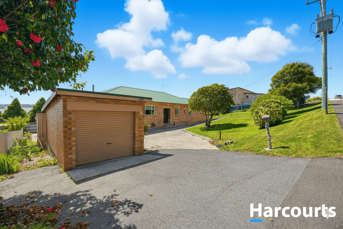 18 Ross Street, BEAUTY POINT, TAS 7270, Beauty Point - Thumbnail 2