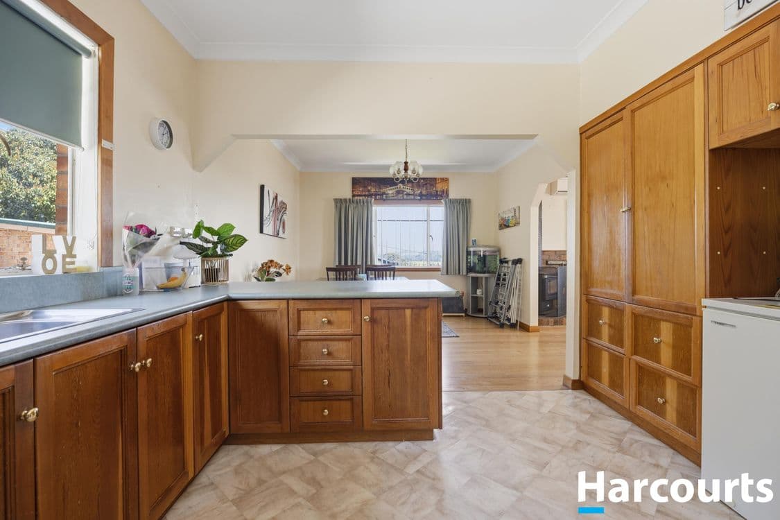 18 Ross Street, BEAUTY POINT, TAS 7270, Beauty Point - Thumbnail 3