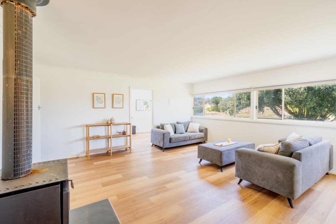 23 Shoreline Drive, SEASPRAY, VIC 3851, Seaspray - Thumbnail 2
