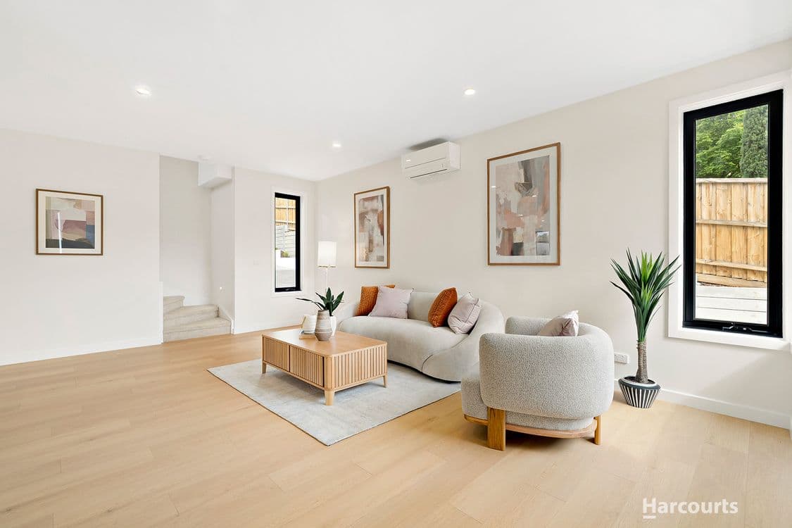1/37 Aumann Drive, TEMPLESTOWE, VIC 3106, Templestowe - Thumbnail 2