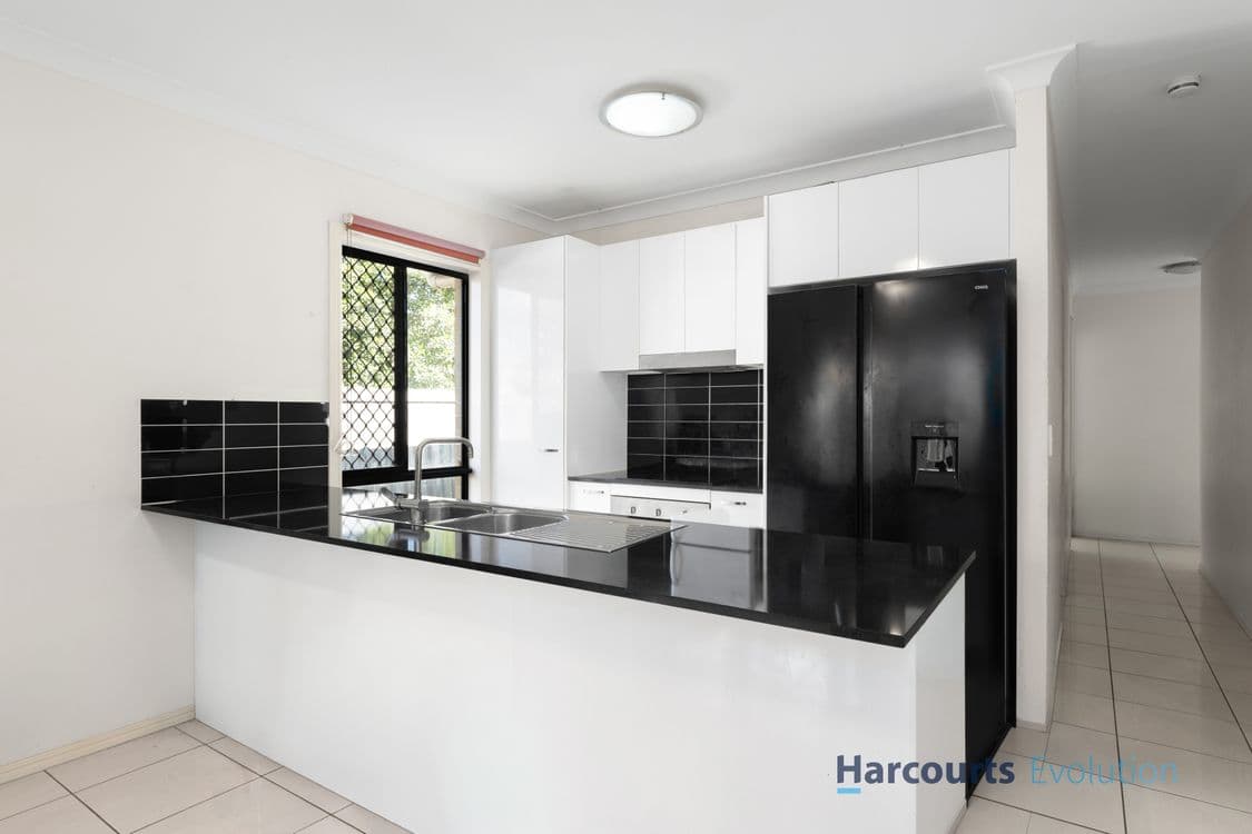 18 Riverstone Avenue, LOGAN RESERVE, QLD 4133, Logan Reserve - Thumbnail 4