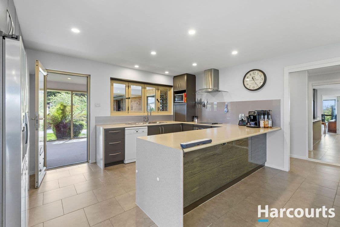 15 Highfield Road, AMBLESIDE, TAS 7310, Ambleside - Thumbnail 6