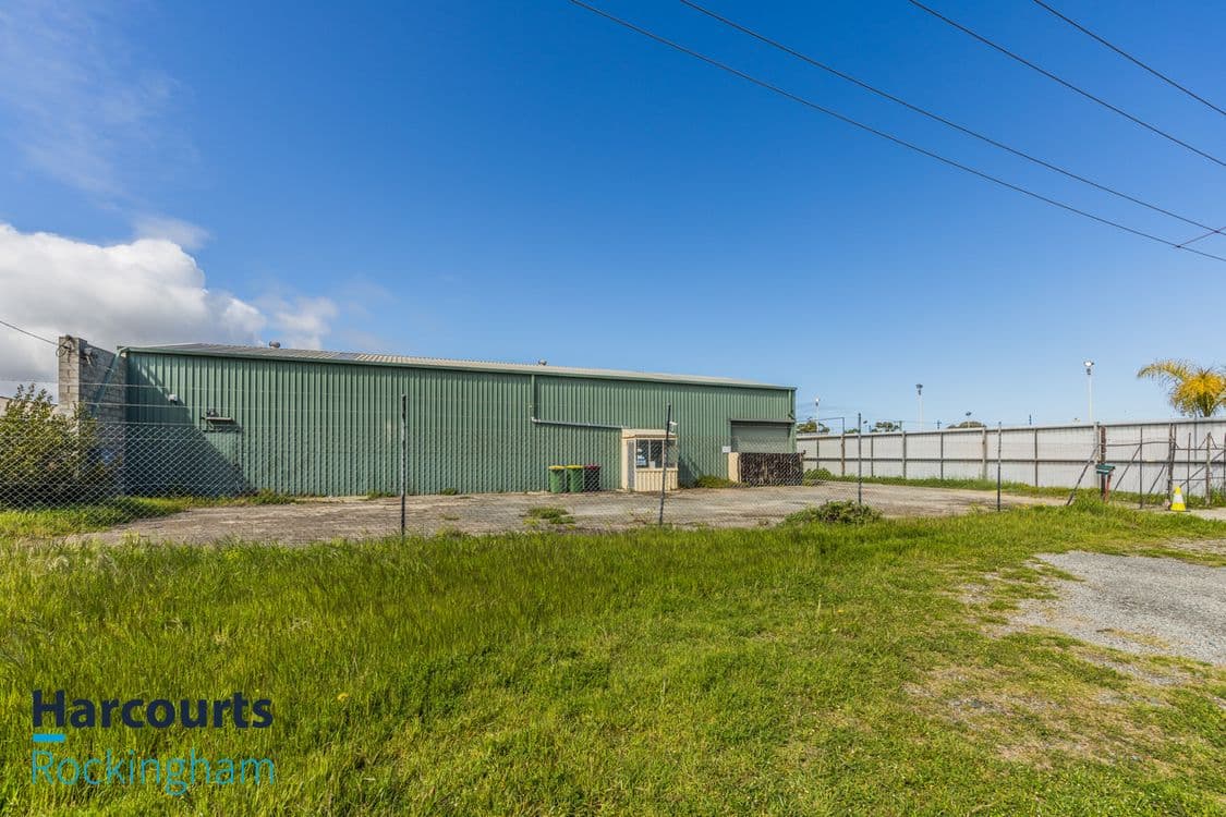 10 Ambrose Street, ROCKINGHAM, WA 6168, Rockingham - Thumbnail 6