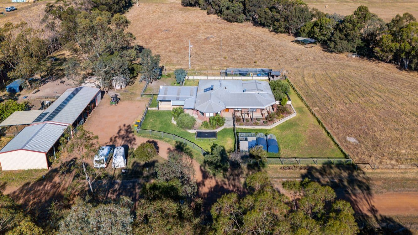 33 Wealand Road, WAROONA, WA 6215, Waroona - Thumbnail 2